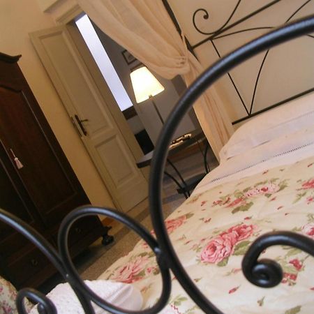 Ascoli Antica B&B Асколі-Пічено Екстер'єр фото