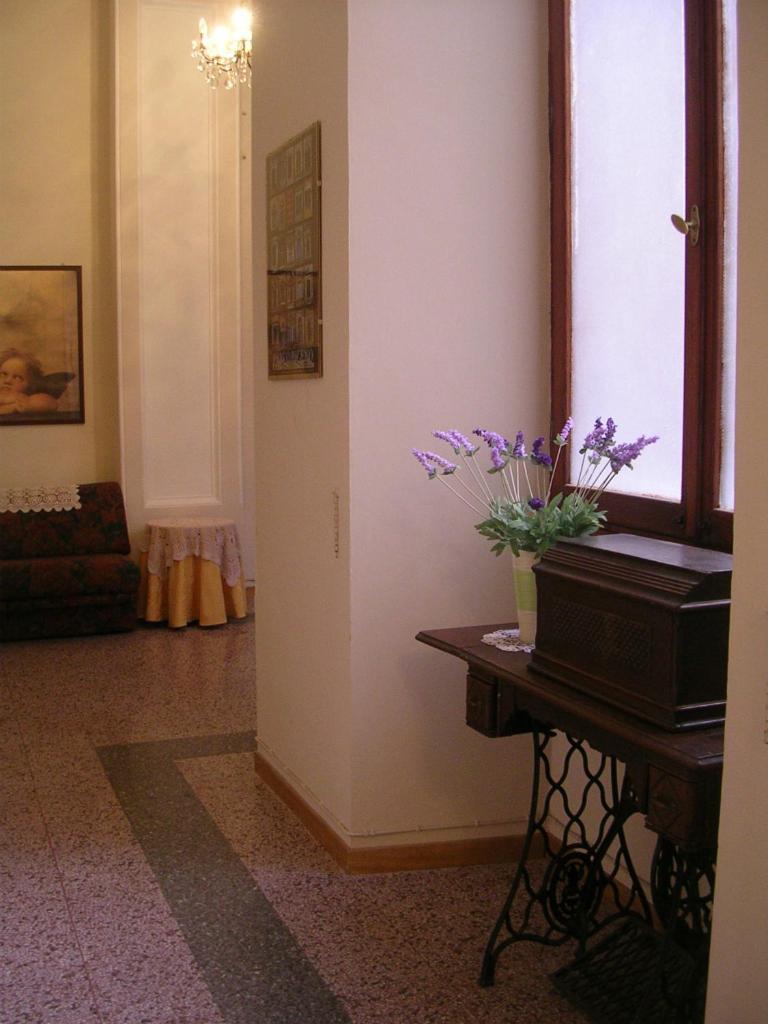 Ascoli Antica B&B Асколі-Пічено Екстер'єр фото